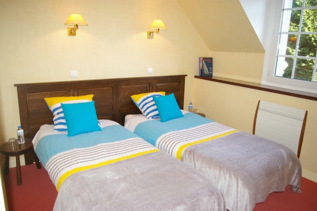 Domaine Les Grandes Roches Bed & Breakfast Tregunc Bagian luar foto