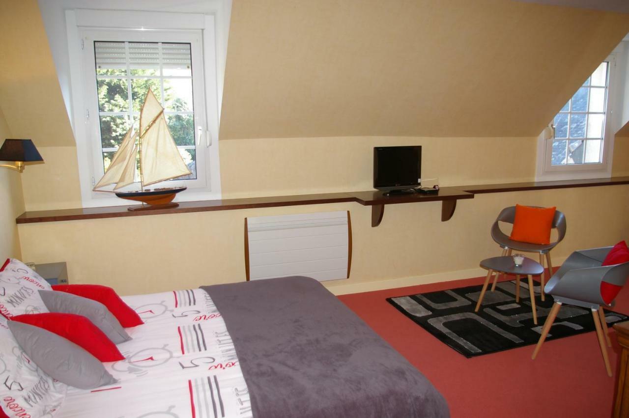 Domaine Les Grandes Roches Bed & Breakfast Tregunc Bagian luar foto