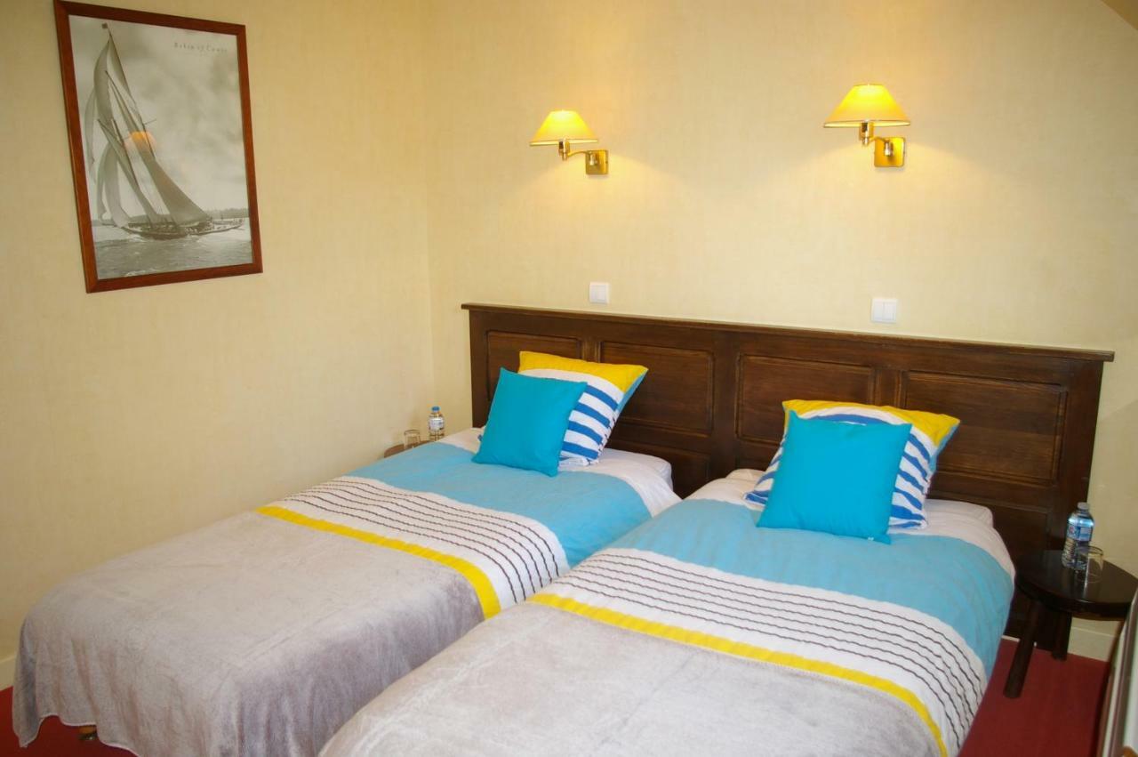Domaine Les Grandes Roches Bed & Breakfast Tregunc Bagian luar foto