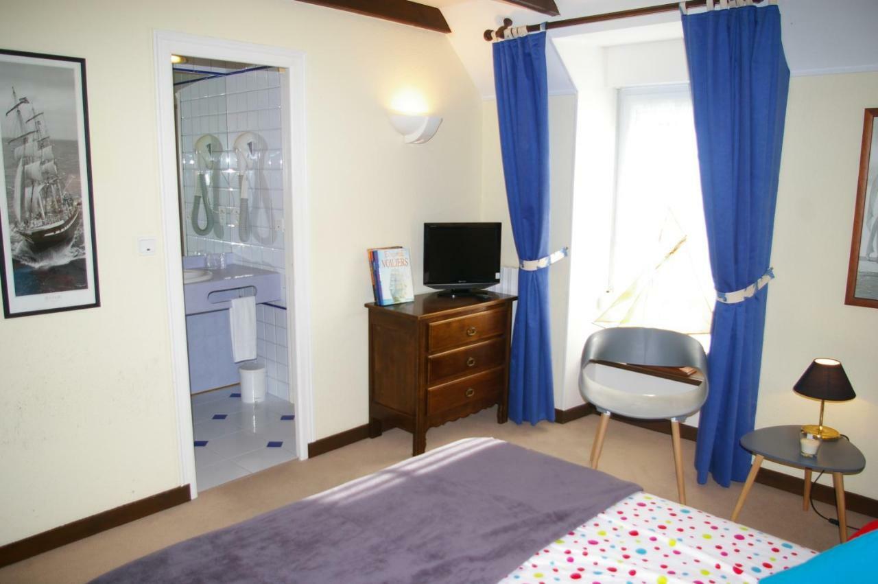 Domaine Les Grandes Roches Bed & Breakfast Tregunc Bagian luar foto