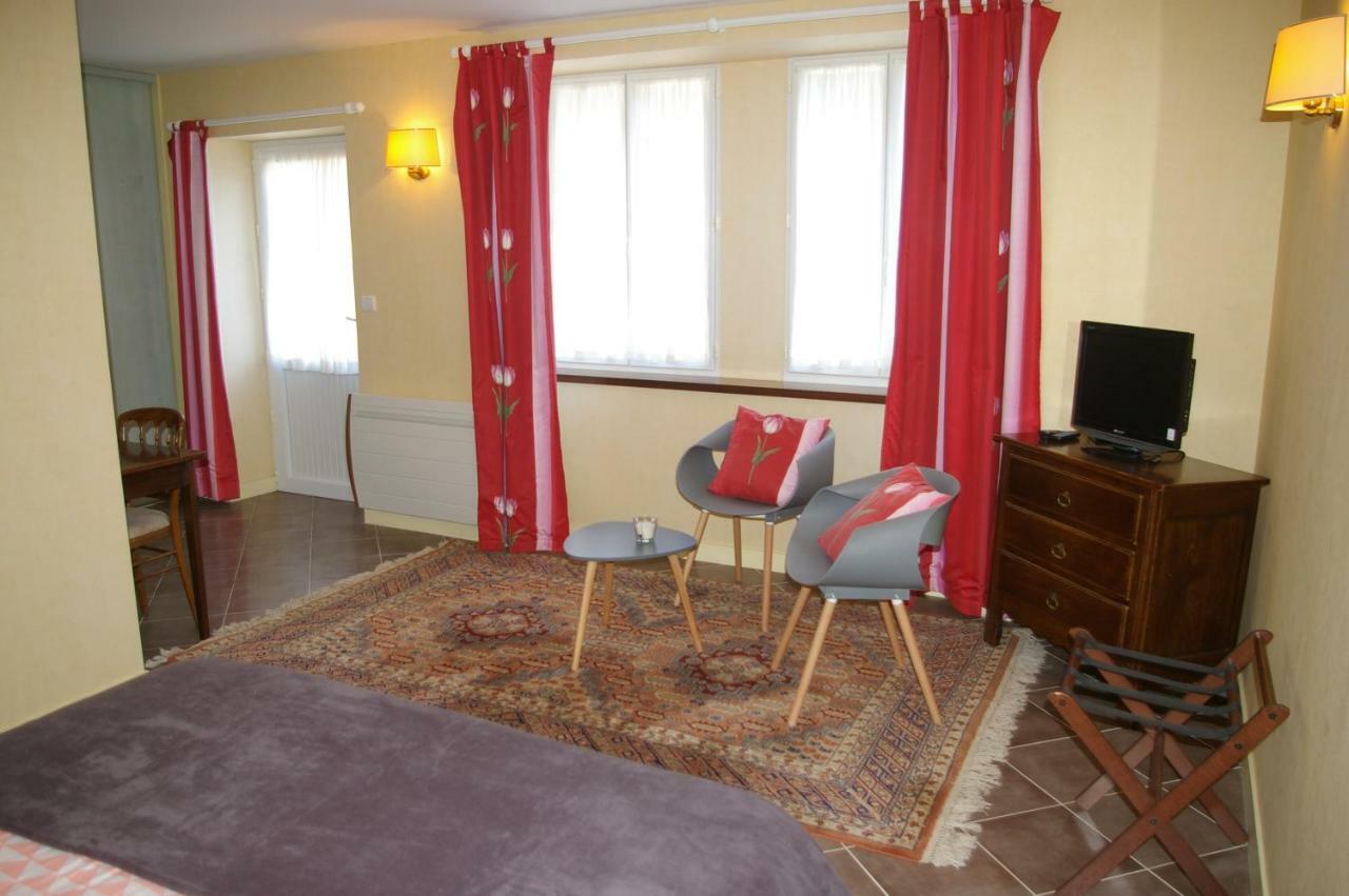 Domaine Les Grandes Roches Bed & Breakfast Tregunc Bagian luar foto