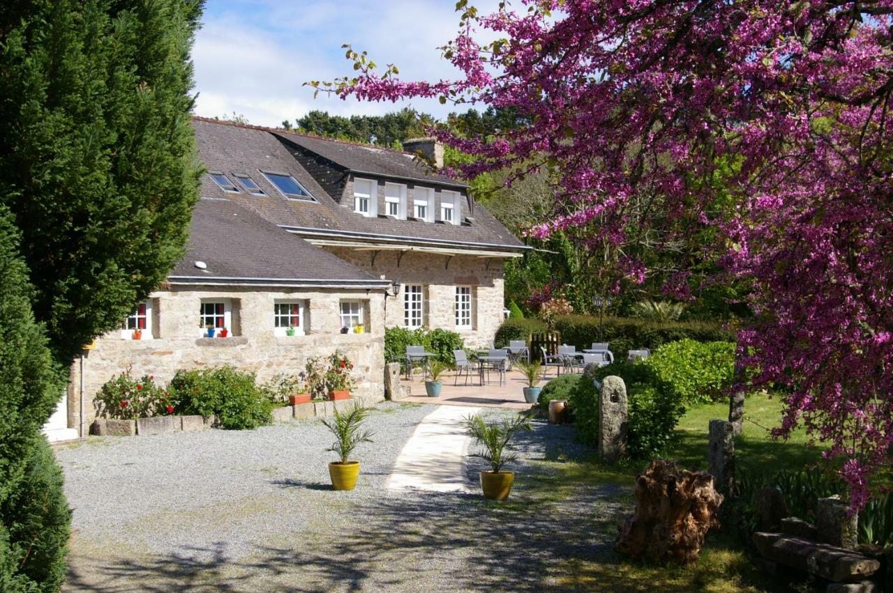 Domaine Les Grandes Roches Bed & Breakfast Tregunc Bagian luar foto