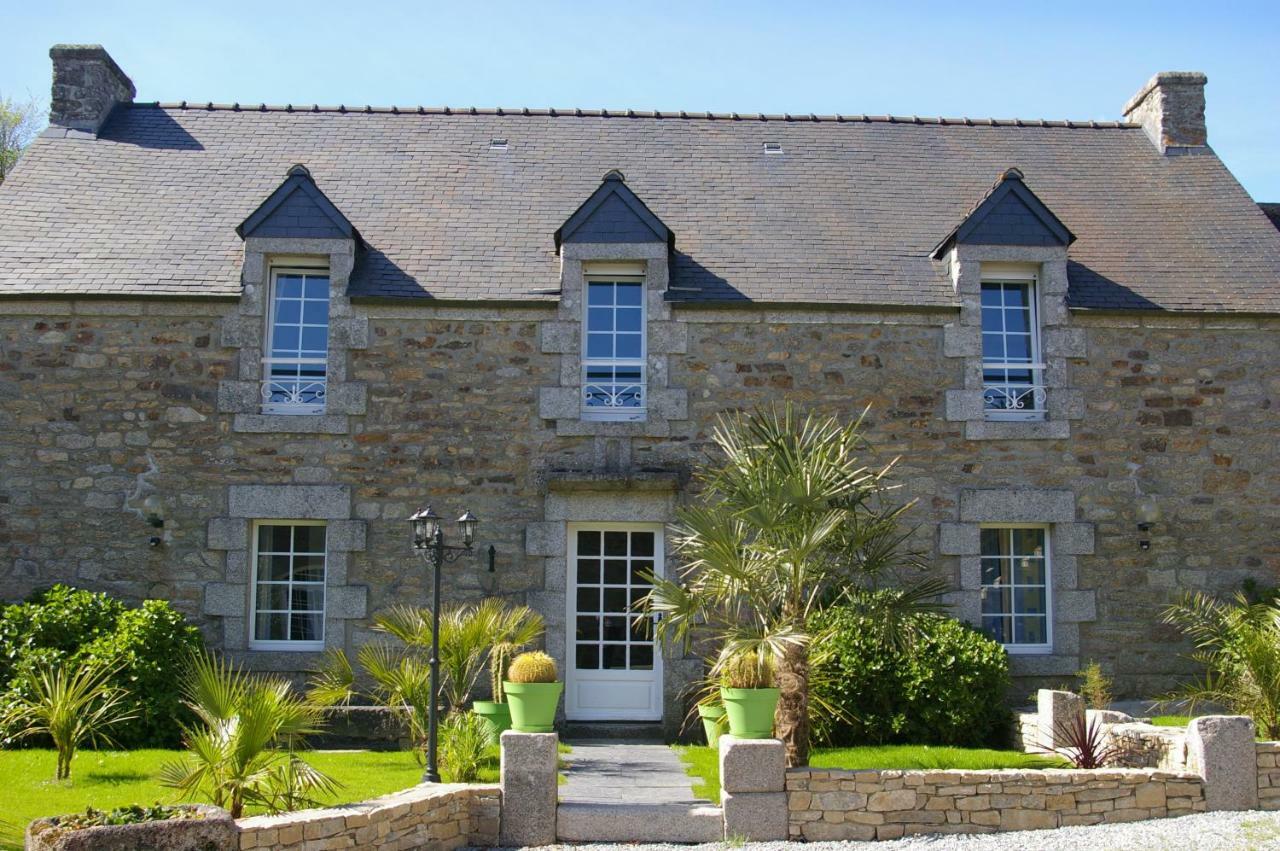 Domaine Les Grandes Roches Bed & Breakfast Tregunc Bagian luar foto