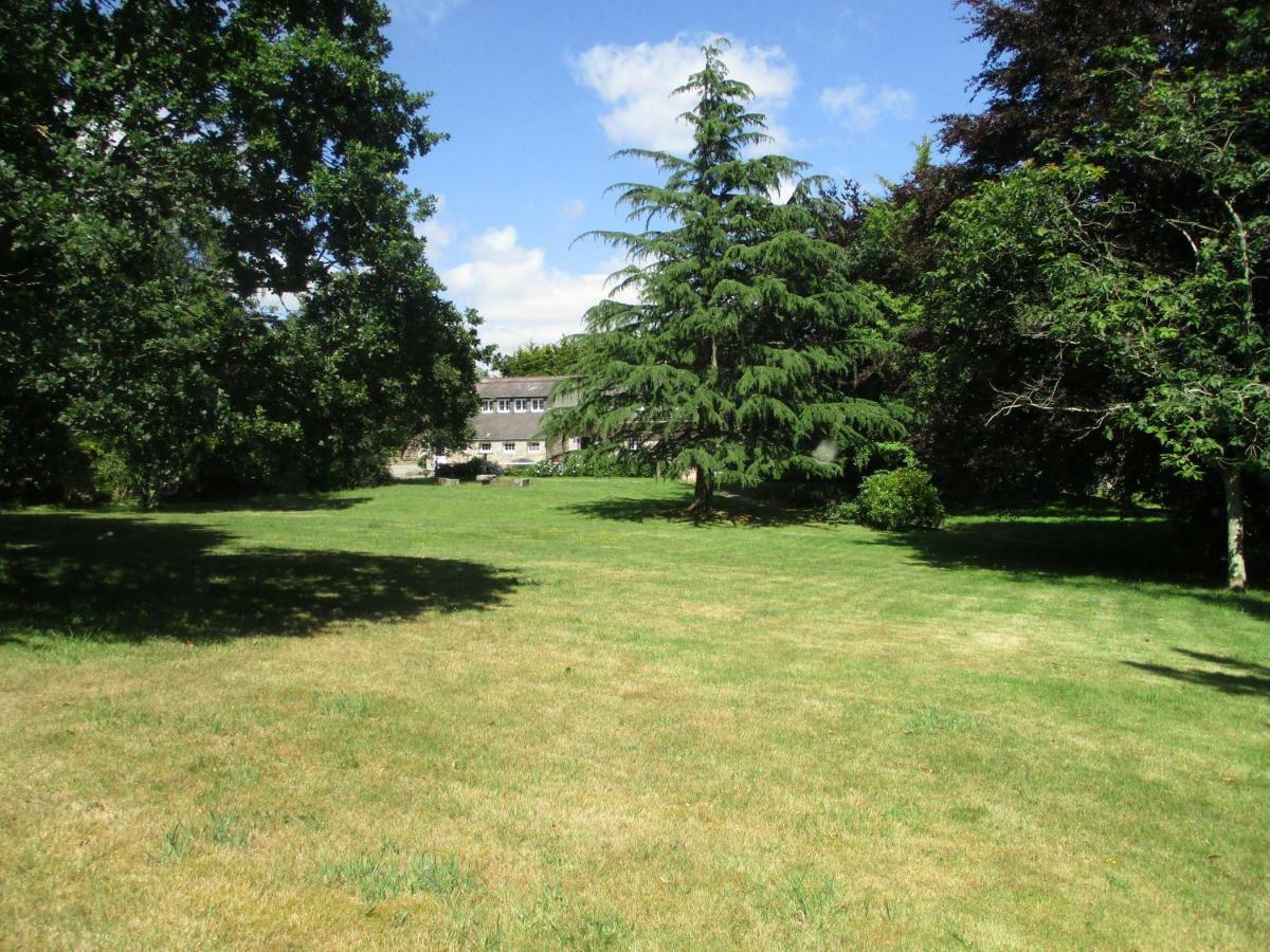 Domaine Les Grandes Roches Bed & Breakfast Tregunc Bagian luar foto