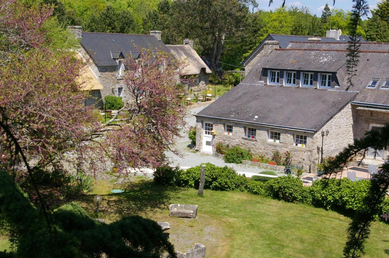 Domaine Les Grandes Roches Bed & Breakfast Tregunc Bagian luar foto